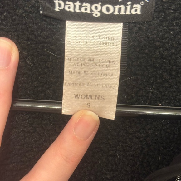 Patagonia Black Full-Zip Fleece Jacket with Small Logo - Picture 12 of 14